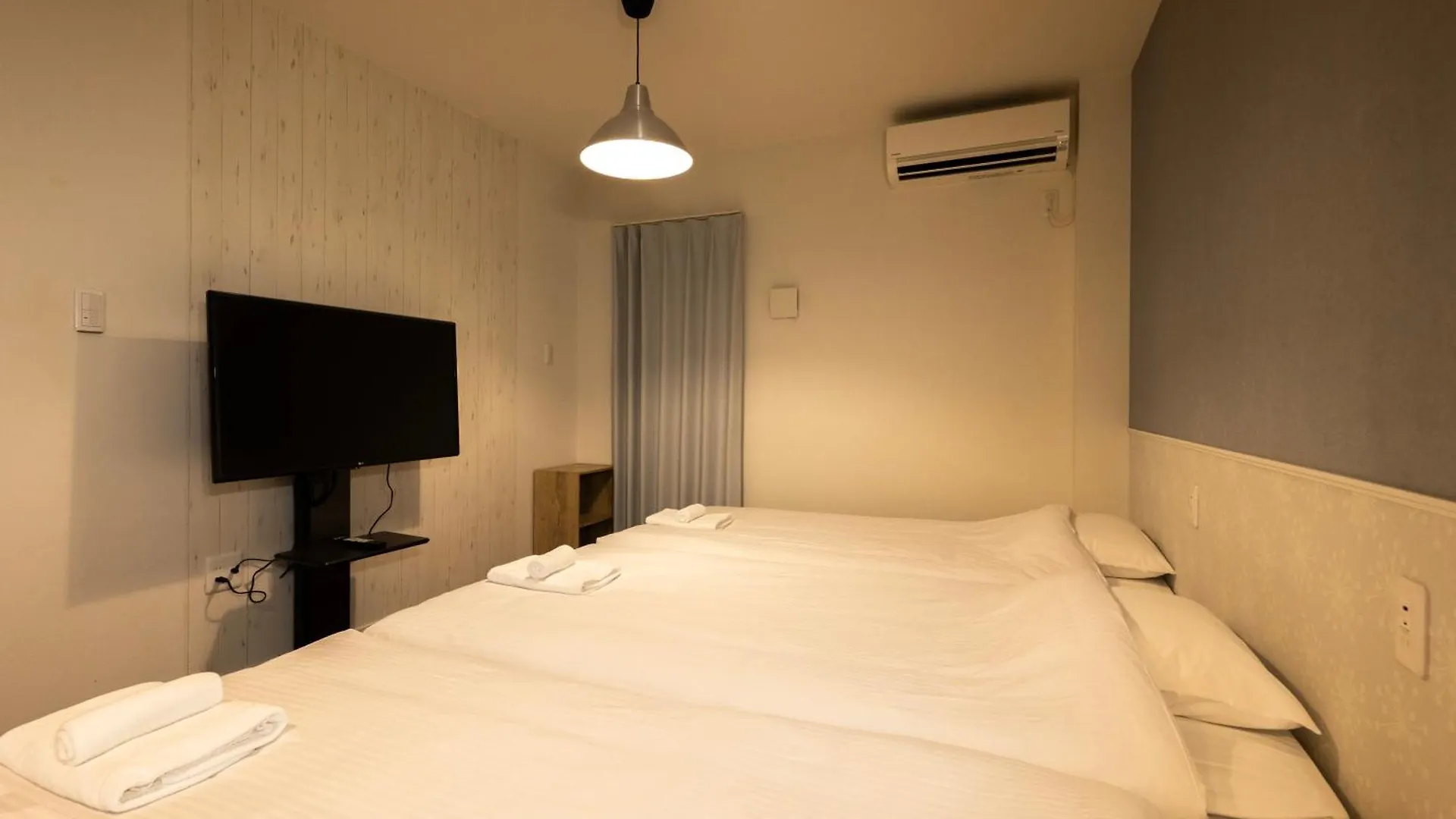 E-Stay Namba Osaka Aparthotel