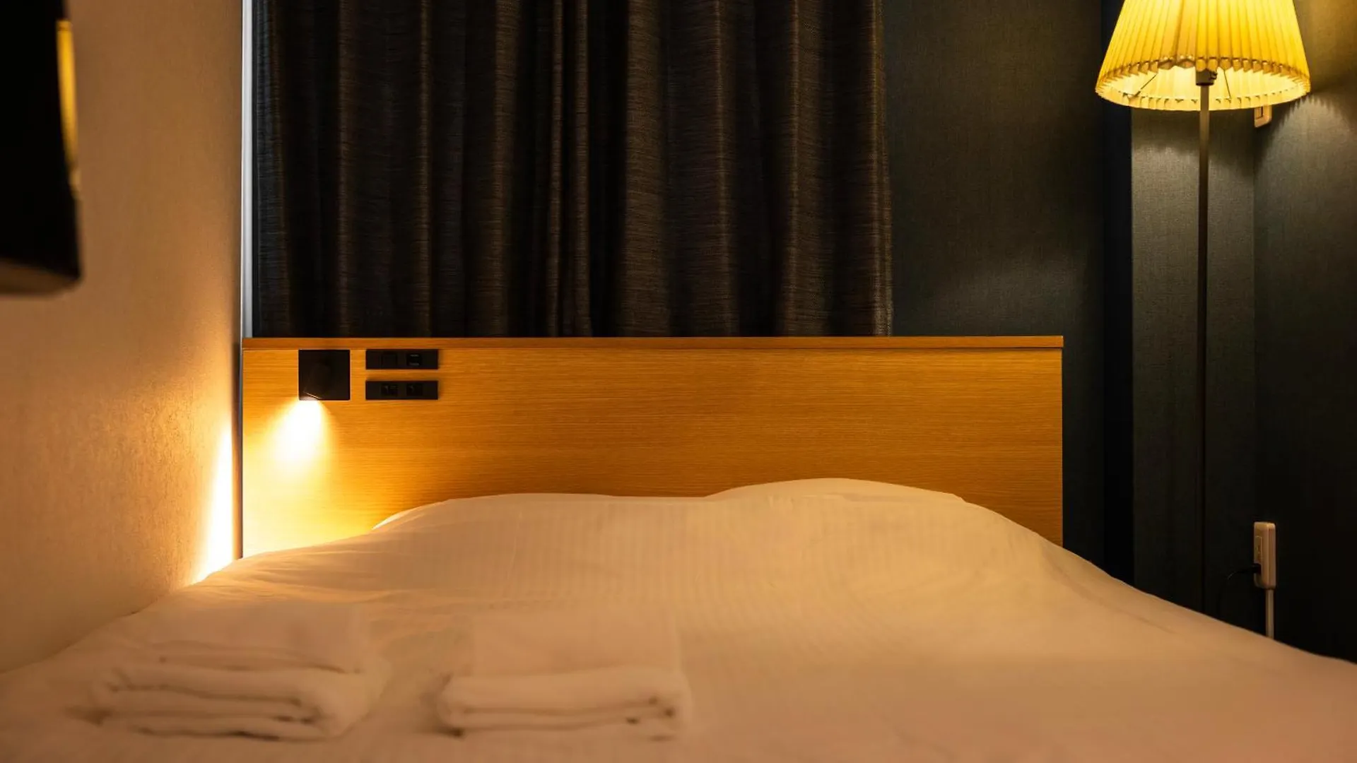 E-Stay Namba Osaka 2*,